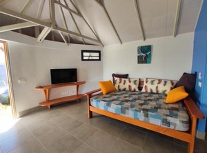 Tahiti Taharaa Beach Bungalow | Arue