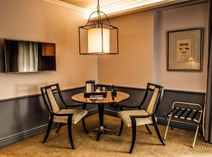 Santiago Moneda Suites | Lastarria