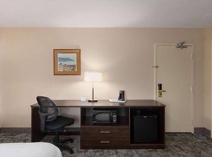 Travelodge | Thunder Bay