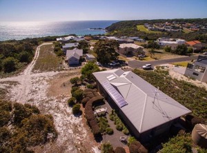 Tura Beachhouse Dolphin Cove | Tura Beach