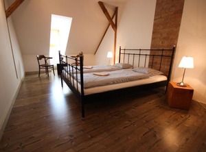 U | Dolni Dunajovice