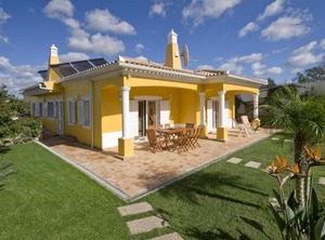 Villa Amarela | Pata de Cima