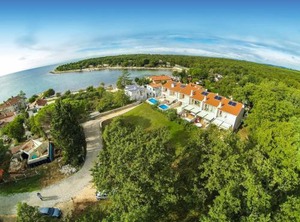 Villa Bobos Place Jacuzzi Sauna | Krizine