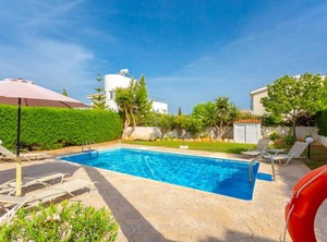 Villa Chrysanthemum | Latchi