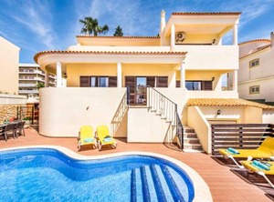 Villa Simoes | Gale