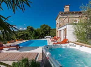 Villa Sussini | Krbune