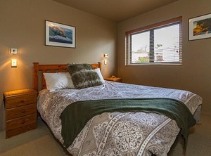 Waimarino Park Holiday | National Park Village