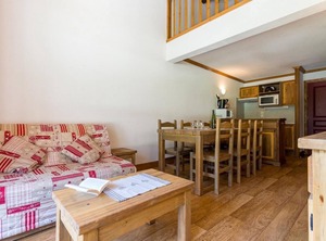 Ski Slopes Locker Bessans | Bessans
