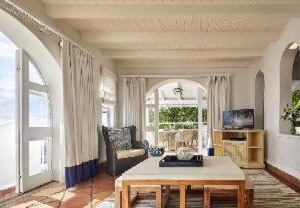 Villa Beach Resort | Bois d'Orange