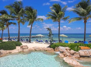 Wyndham Reef Resort Grand Cayman | Colliers Bay