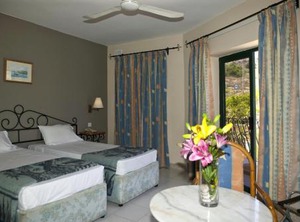 Porto Azzurro Aparthotel | St. Paul's Bay