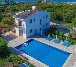 Villa Leda Finiki Latchi 