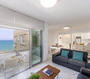 Serenity Seafront Villa 