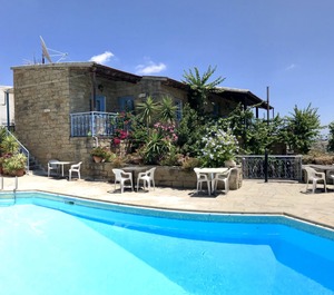 Adamos 