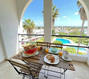 Apartamentos Ninho Das Gaivotas Garden 