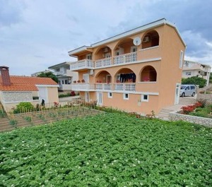 Adria Garden Rtina 