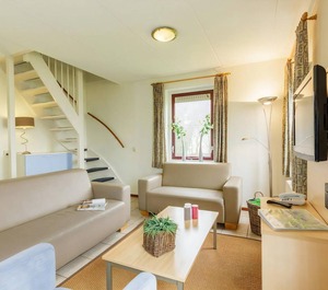 Cottage Comfort Persons 