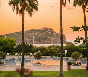 Cape Grecotel Resort 