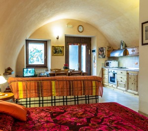 Holiday Riva Solto Persons 