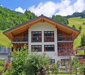 Comfort Apartments Mountain Skiing World People 
