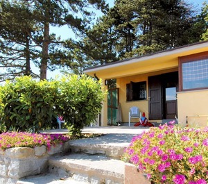 Terrace Located Nature 