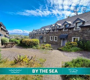Dingle Courtyard Cottages 