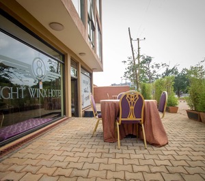 Royal Hotel 