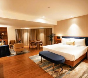 Golden Tulip Jaipur 