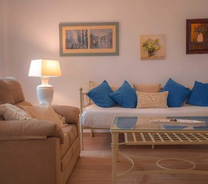 Holiday Peñaflor Persons Bedrooms 