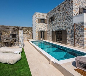 Holiday Elia Persons Bedrooms 