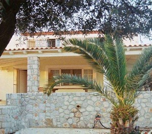 Holiday Aghios Emilianos Persons Bedrooms 