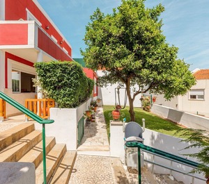 Holiday Miraflores Persons Bedrooms 