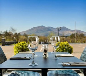 Killarney Oaks Hotel 