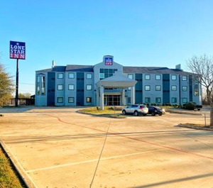 Lone Star Inn 