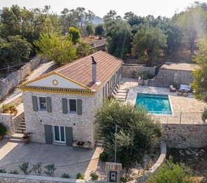 Serenity Renovated Lakka 