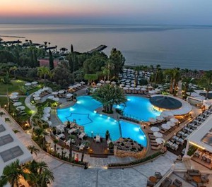 Mediterranean Beach Hotel 