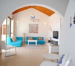 Narcissos Villa 