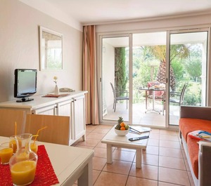 Residence Pierre Vacances Le Hameau De La Pinede Air Conditioned People 