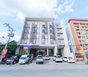 Reddoorz Roxas Street Davao 
