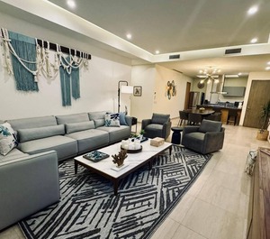 La Isla Residences 