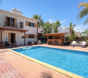 Paralimni Villa 