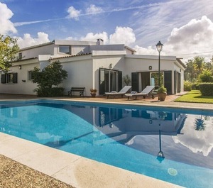 Villa Aroeira 