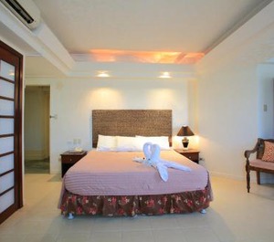 Orchid Beach Resort 