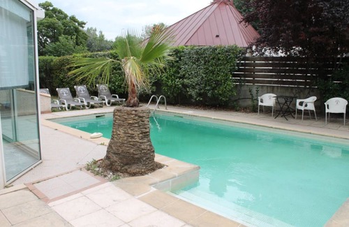 Sud Apartment | À 10 min du centre ! Chambre Twin + accès piscine