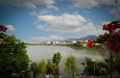 Ta Lan Than Hotel | Ánh Hồng Hotel