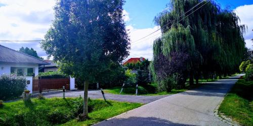 Herceghalom Apartment | Árvalányhaj Home Apartman