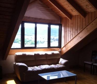 Jaca Apartment | Ático Balcon De Jaca II