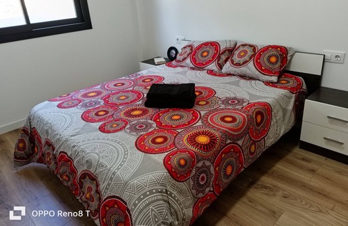 Arenys de Munt Apartment | Ático con terraza y vistas a la montaña en Arenys
