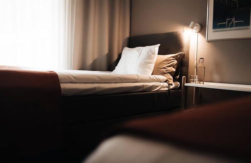 Holsbybrunn Hotel | Ädelfors Hotell och Konferens