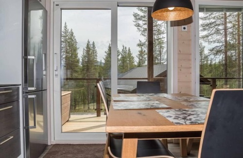 Akaslompolo House | Äkäsmartti A by Interhome